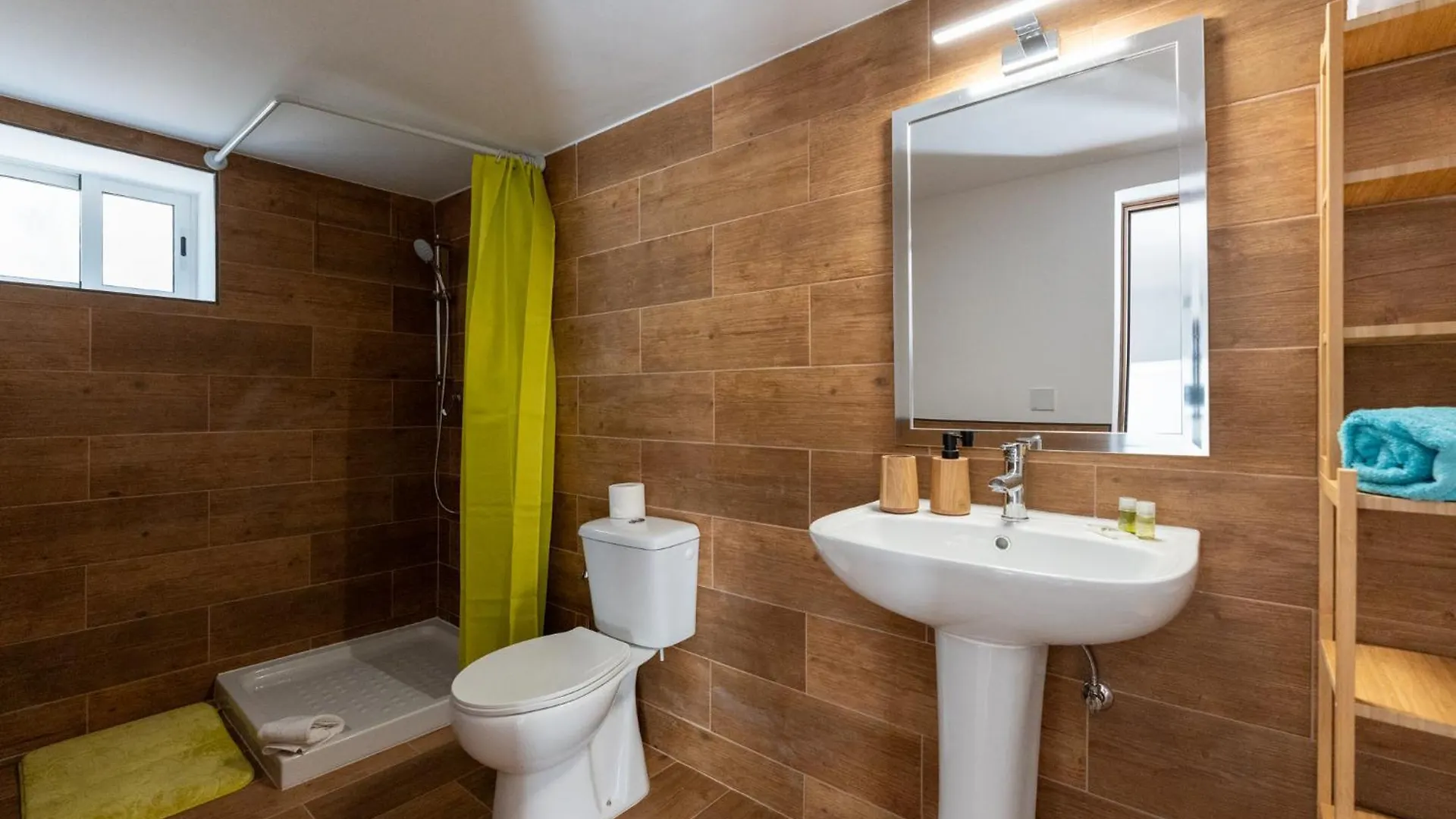 Gs Luxury Villa With Stunning Views And A Solarium In Arona